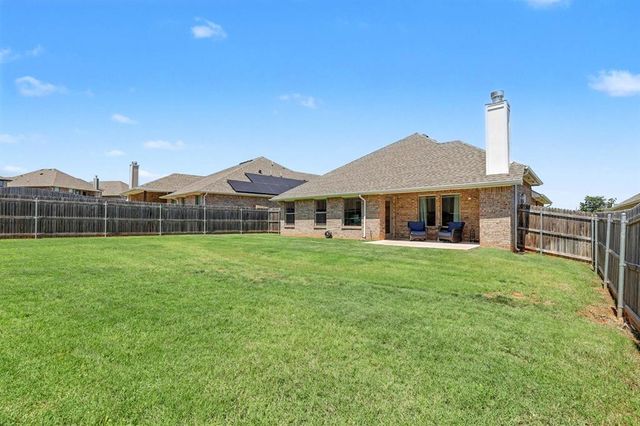 5225 Skylar Rae Road, Edmond, OK 73034