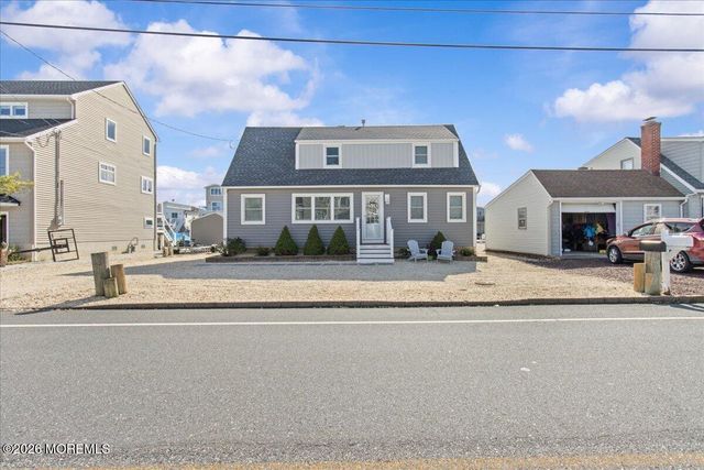 356 Morris Boulevard, Manahawkin, NJ 08050