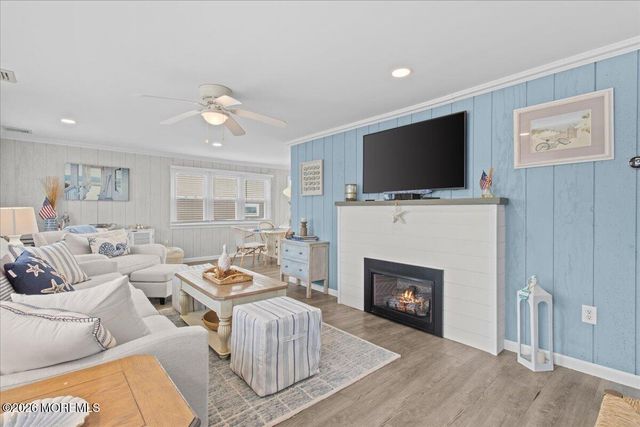 356 Morris Boulevard, Manahawkin, NJ 08050