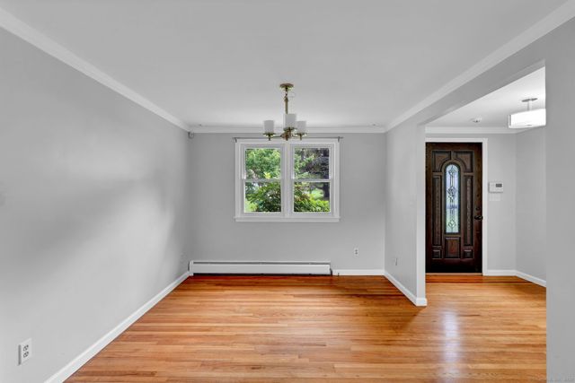 18 Nolan Drive, Bloomfield, CT 06002