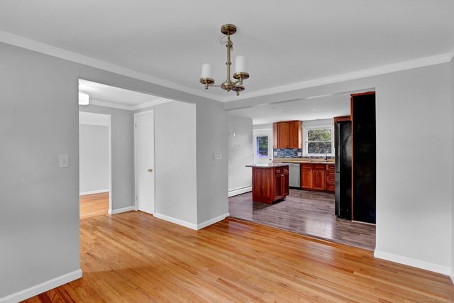 18 Nolan Drive, Bloomfield, CT 06002