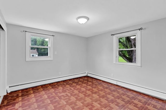 18 Nolan Drive, Bloomfield, CT 06002