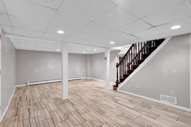18 Nolan Drive, Bloomfield, CT 06002