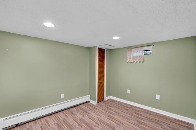 18 Nolan Drive, Bloomfield, CT 06002