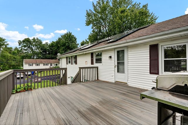 18 Nolan Drive, Bloomfield, CT 06002