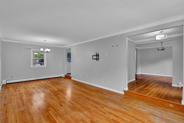 18 Nolan Drive, Bloomfield, CT 06002