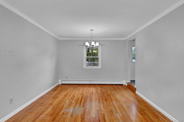 18 Nolan Drive, Bloomfield, CT 06002