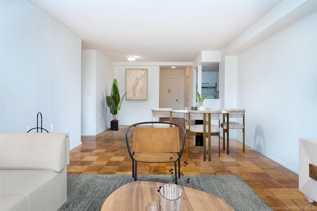 125 Lake Street 5-H South, White Plains, NY 10604