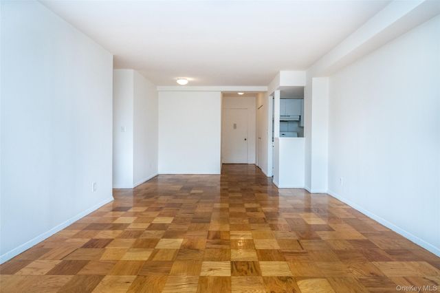 125 Lake Street 5-H South, White Plains, NY 10604
