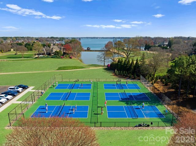 155 Torrence Chapel Road, Mooresville, NC 28117