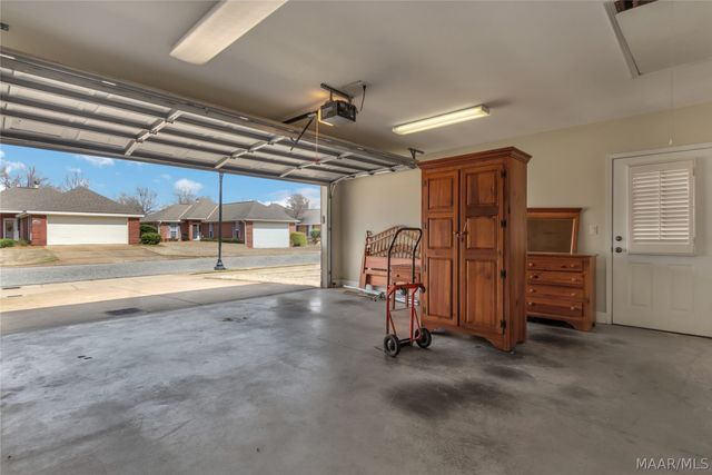 8206 WEXFORD Trace, Montgomery, AL 36117