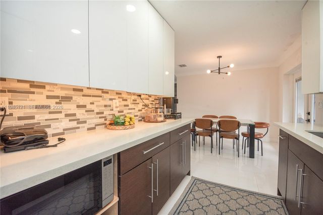 150 NE 31st St, Pompano Beach, FL 33064