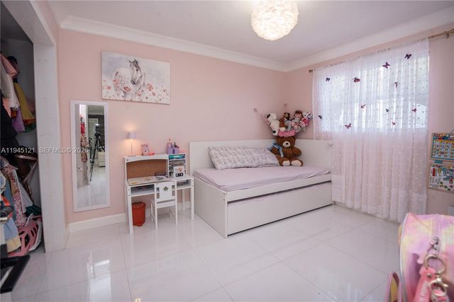 150 NE 31st St, Pompano Beach, FL 33064