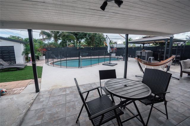 150 NE 31st St, Pompano Beach, FL 33064