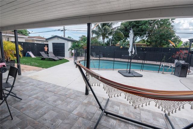 150 NE 31st St, Pompano Beach, FL 33064