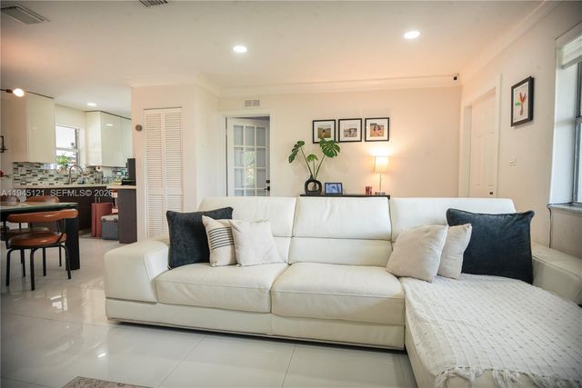 150 NE 31st St, Pompano Beach, FL 33064