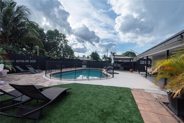 150 NE 31st St, Pompano Beach, FL 33064