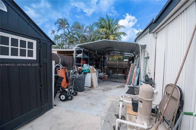 150 NE 31st St, Pompano Beach, FL 33064