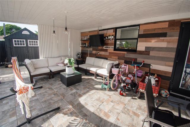 150 NE 31st St, Pompano Beach, FL 33064