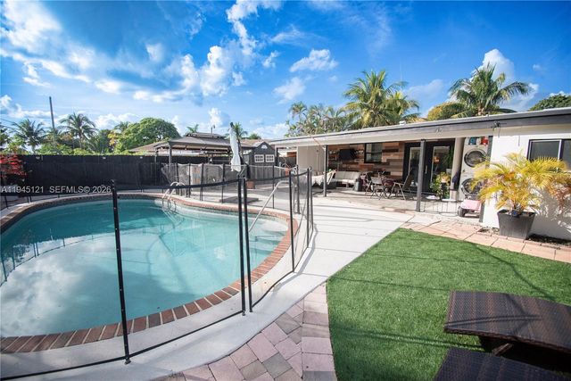 150 NE 31st St, Pompano Beach, FL 33064