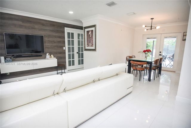 150 NE 31st St, Pompano Beach, FL 33064