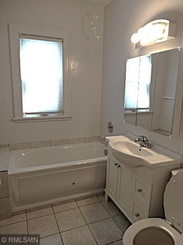 248 Winona Street W, West Saint Paul, MN 55118