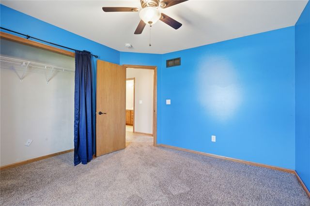 89 Cardinal Avenue NE, Atkins, IA 52206