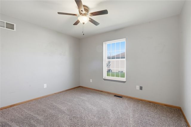 89 Cardinal Avenue NE, Atkins, IA 52206