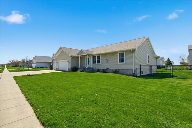 89 Cardinal Avenue NE, Atkins, IA 52206