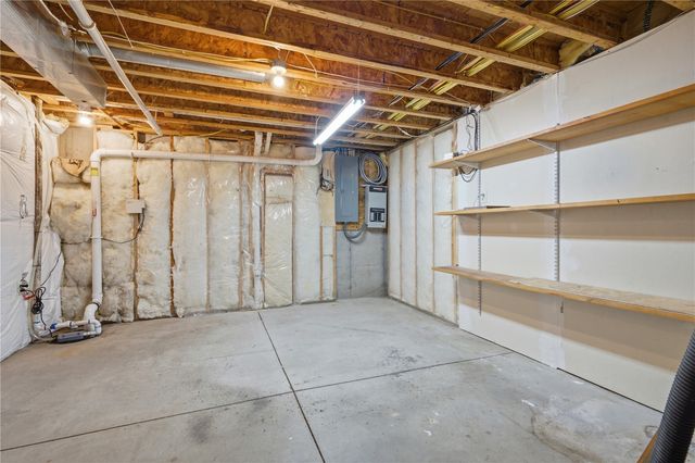 89 Cardinal Avenue NE, Atkins, IA 52206