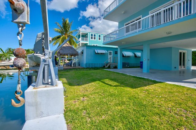 84 Coral Way, Key Largo, FL 33037