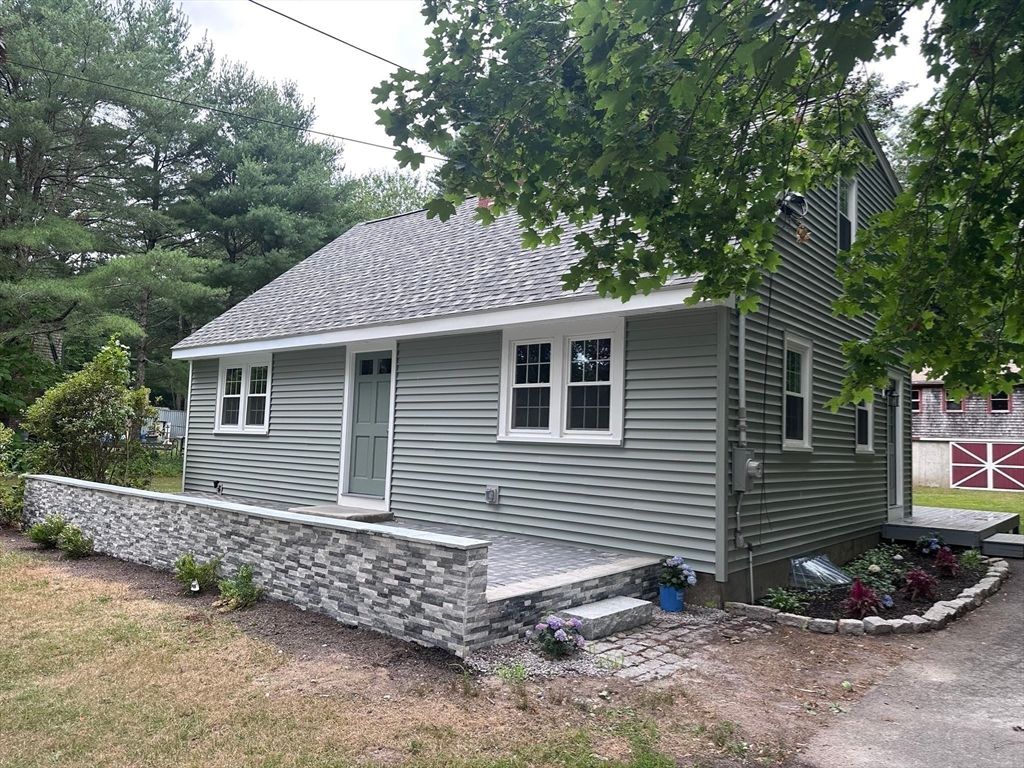 796 Plymouth, Middleboro, MA 02346