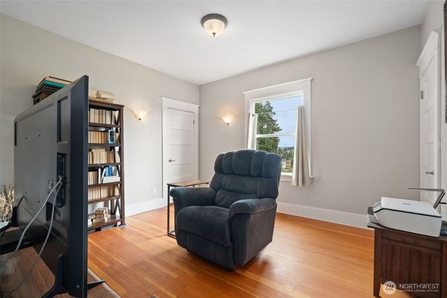 724 S Summit Avenue, Bremerton, WA 98312