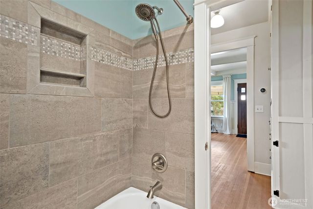 724 S Summit Avenue, Bremerton, WA 98312