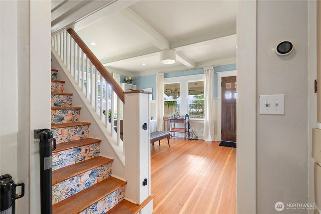 724 S Summit Avenue, Bremerton, WA 98312