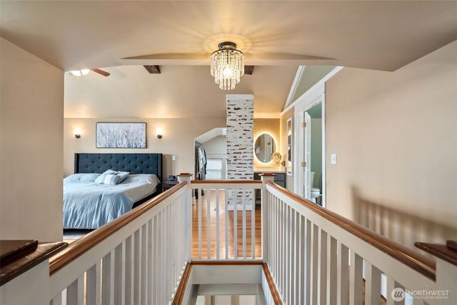 724 S Summit Avenue, Bremerton, WA 98312