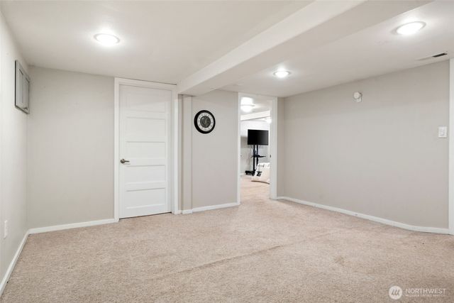 724 S Summit Avenue, Bremerton, WA 98312