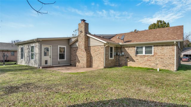 10108 E 28th Street, Tulsa, OK 74129