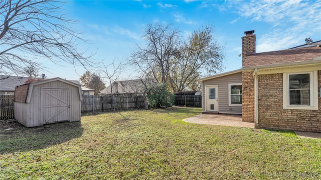 10108 E 28th Street, Tulsa, OK 74129
