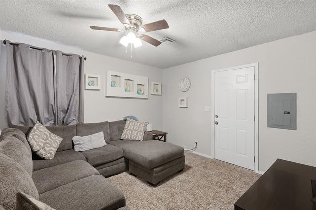 716 N Midwest Boulevard, Oklahoma City, OK 73110