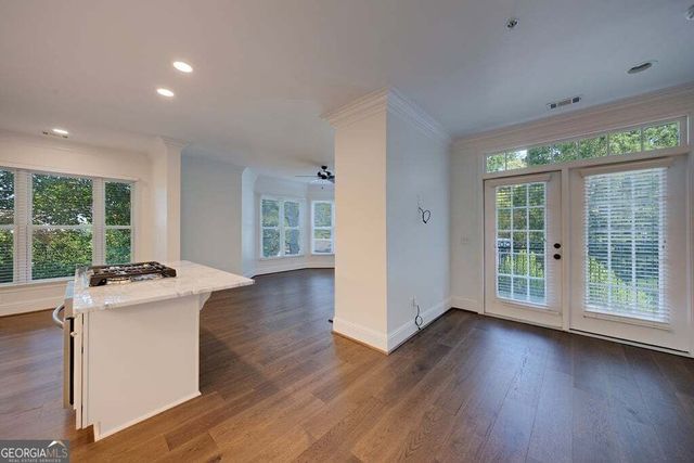 828 Highland Lane 2204, Atlanta, GA 30306