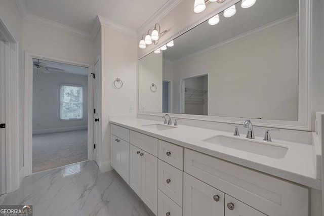 828 Highland Lane 2204, Atlanta, GA 30306