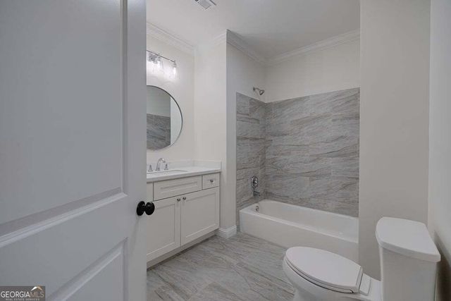 828 Highland Lane 2204, Atlanta, GA 30306