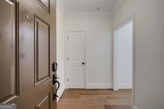 828 Highland Lane 2204, Atlanta, GA 30306