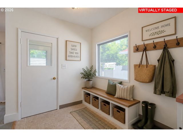 2355 Ne 57TH Ave, Portland, OR 97213