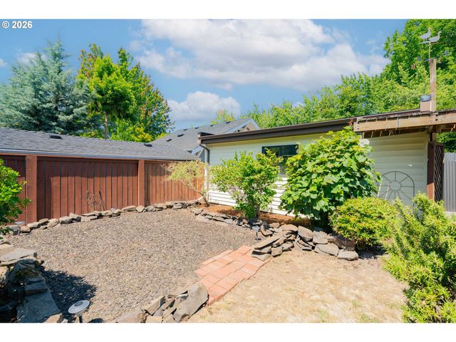 2355 Ne 57TH Ave, Portland, OR 97213