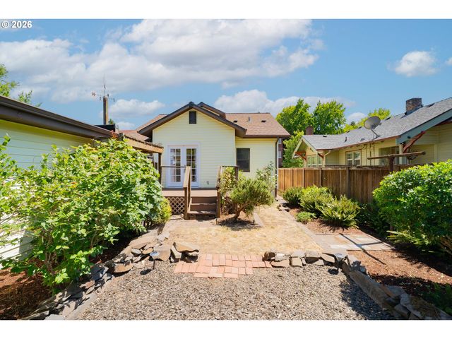 2355 Ne 57TH Ave, Portland, OR 97213