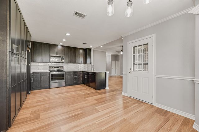 604 Cedar Drive, Pilot Point, TX 76258