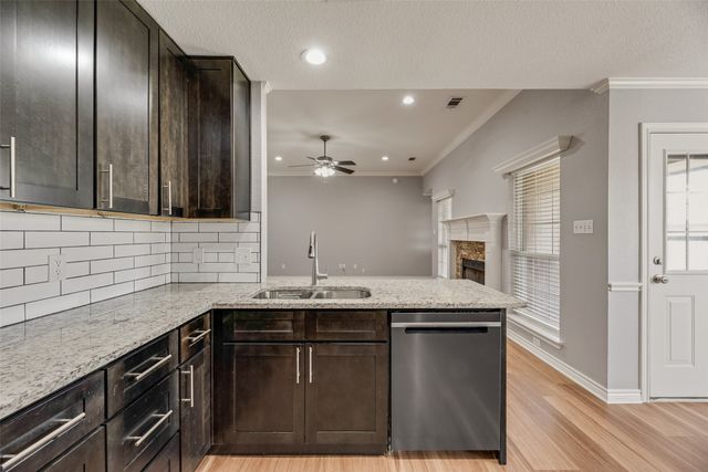 604 Cedar Drive, Pilot Point, TX 76258