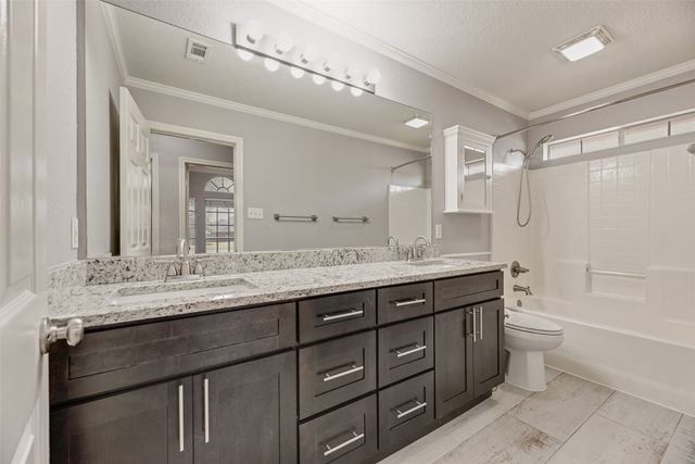 604 Cedar Drive, Pilot Point, TX 76258